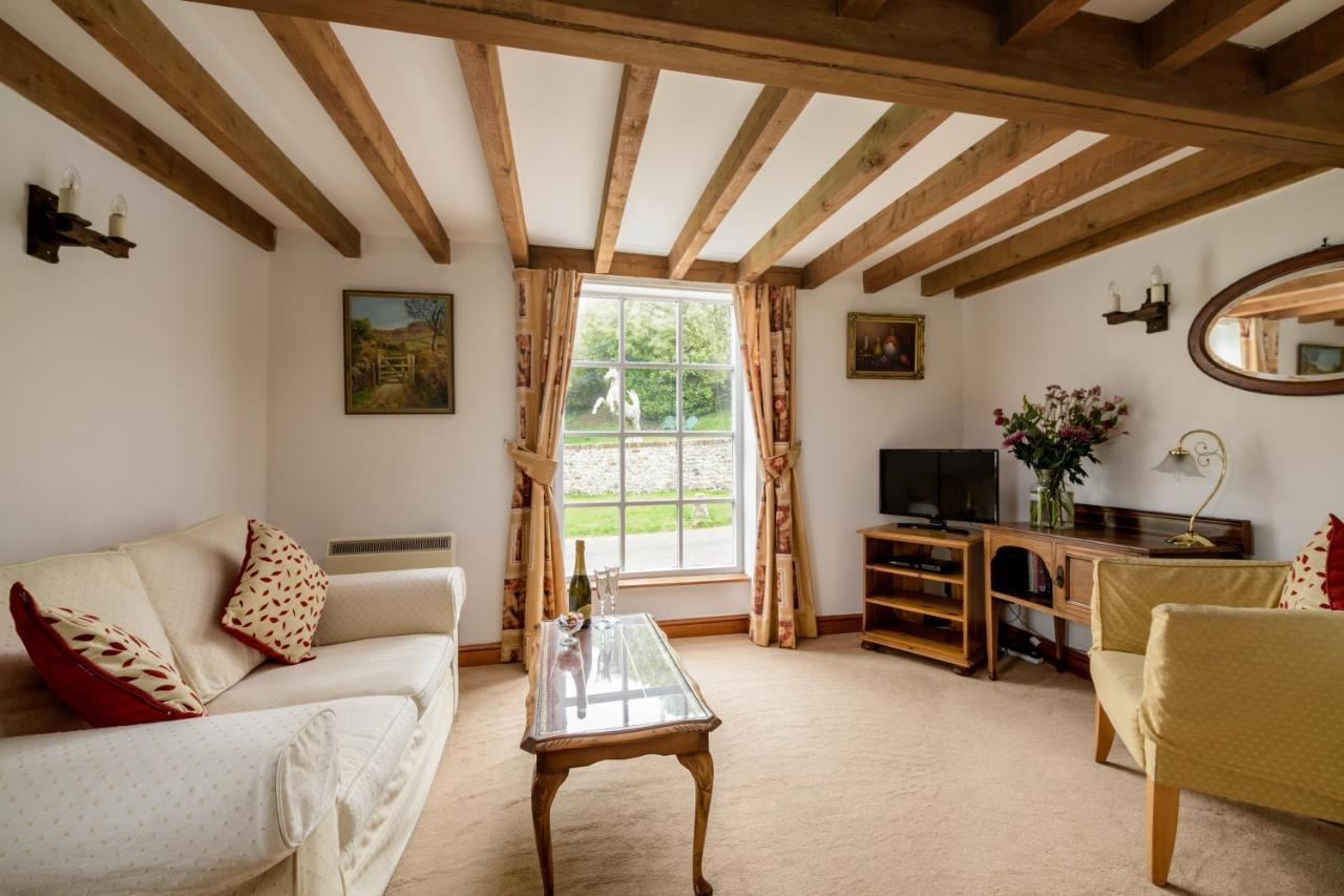 Luccombe Farm Holiday Cottages Milton Abbas Екстер'єр фото
