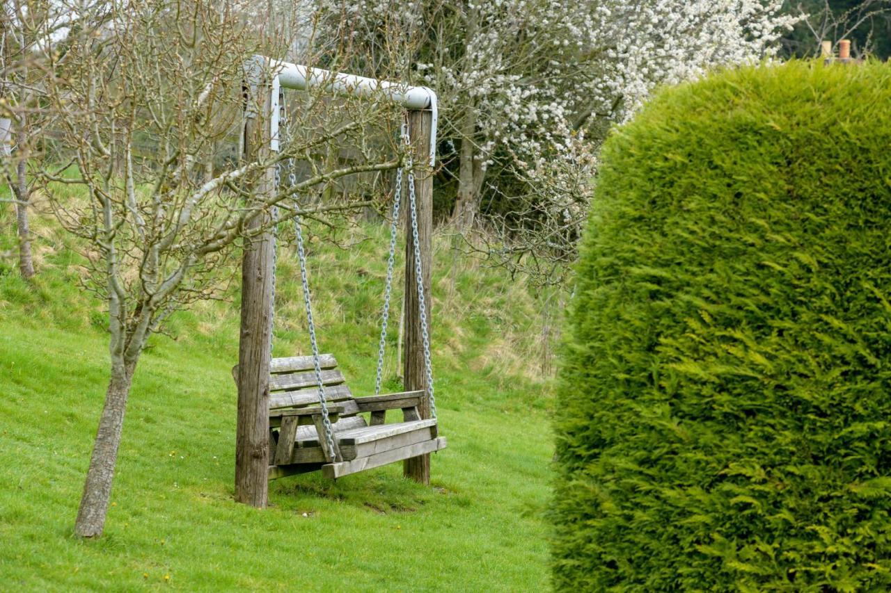 Luccombe Farm Holiday Cottages Milton Abbas Екстер'єр фото