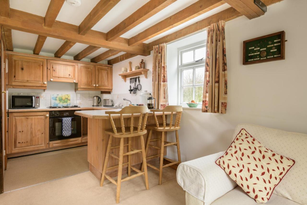 Luccombe Farm Holiday Cottages Milton Abbas Екстер'єр фото