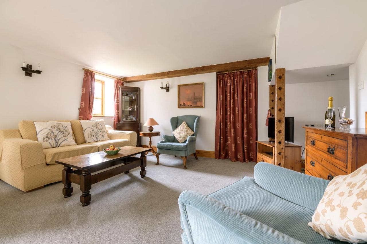Luccombe Farm Holiday Cottages Milton Abbas Екстер'єр фото