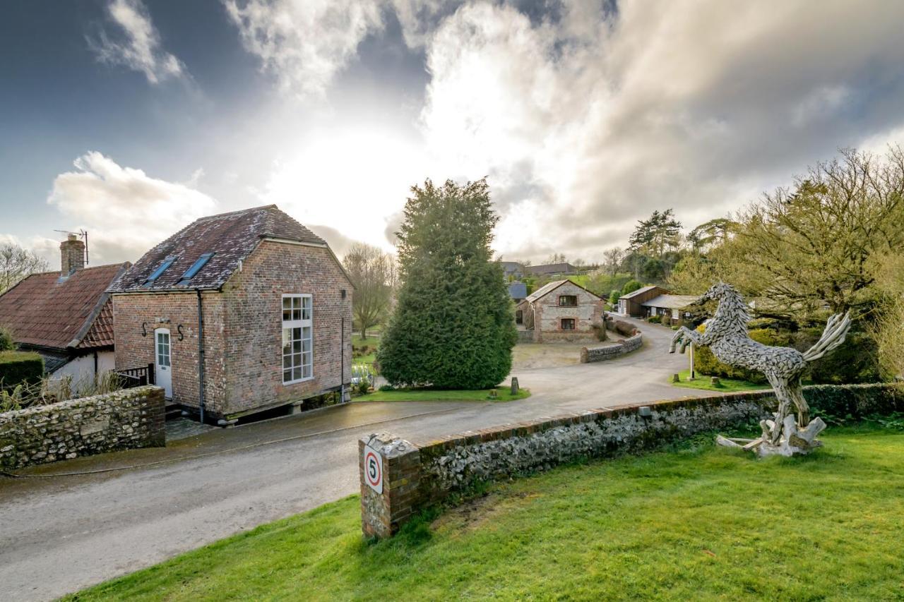 Luccombe Farm Holiday Cottages Milton Abbas Екстер'єр фото