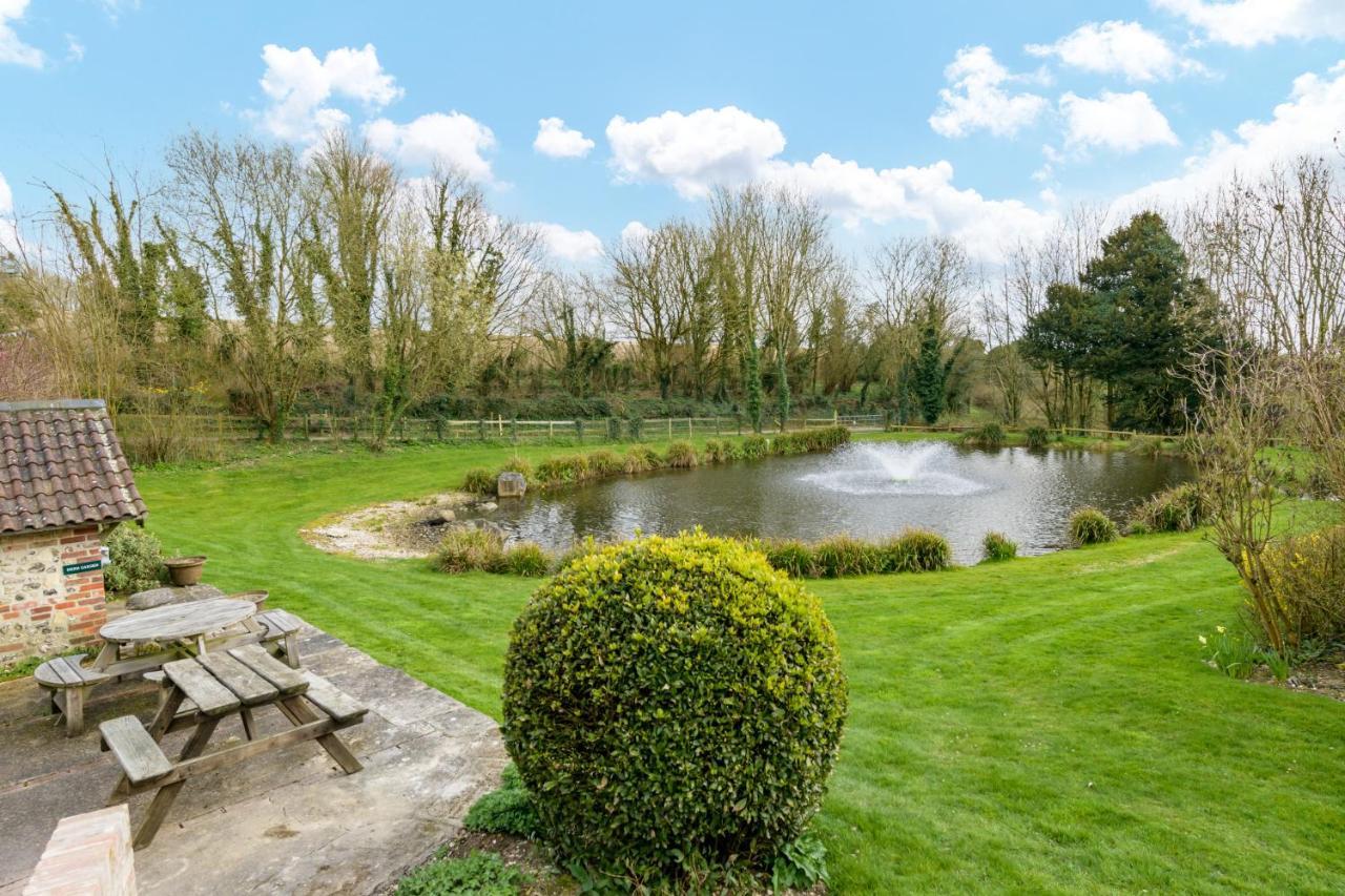 Luccombe Farm Holiday Cottages Milton Abbas Екстер'єр фото