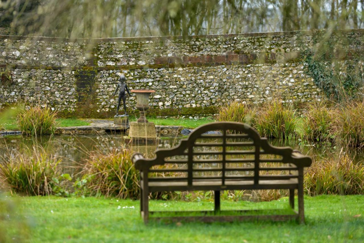 Luccombe Farm Holiday Cottages Milton Abbas Екстер'єр фото