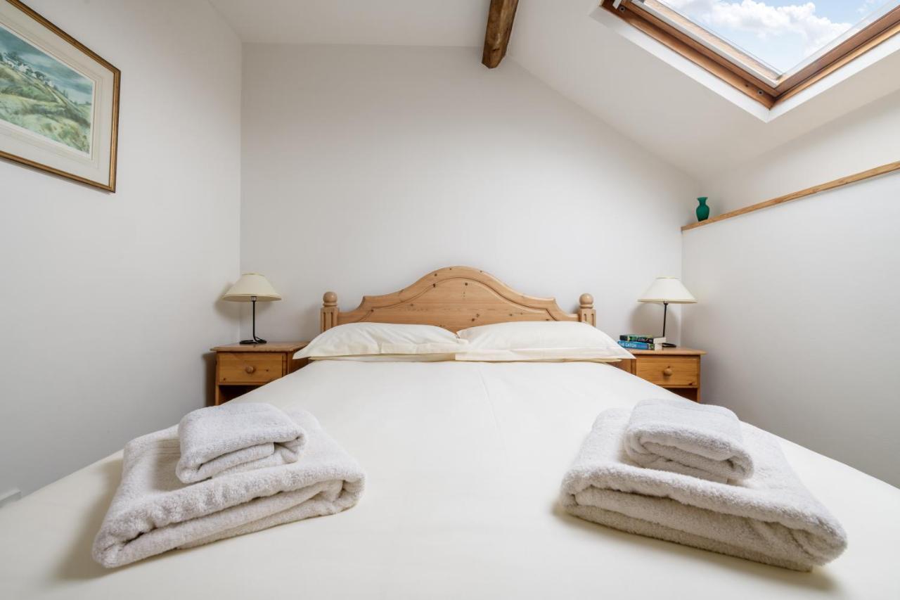 Luccombe Farm Holiday Cottages Milton Abbas Екстер'єр фото