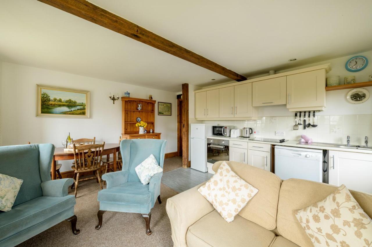 Luccombe Farm Holiday Cottages Milton Abbas Екстер'єр фото